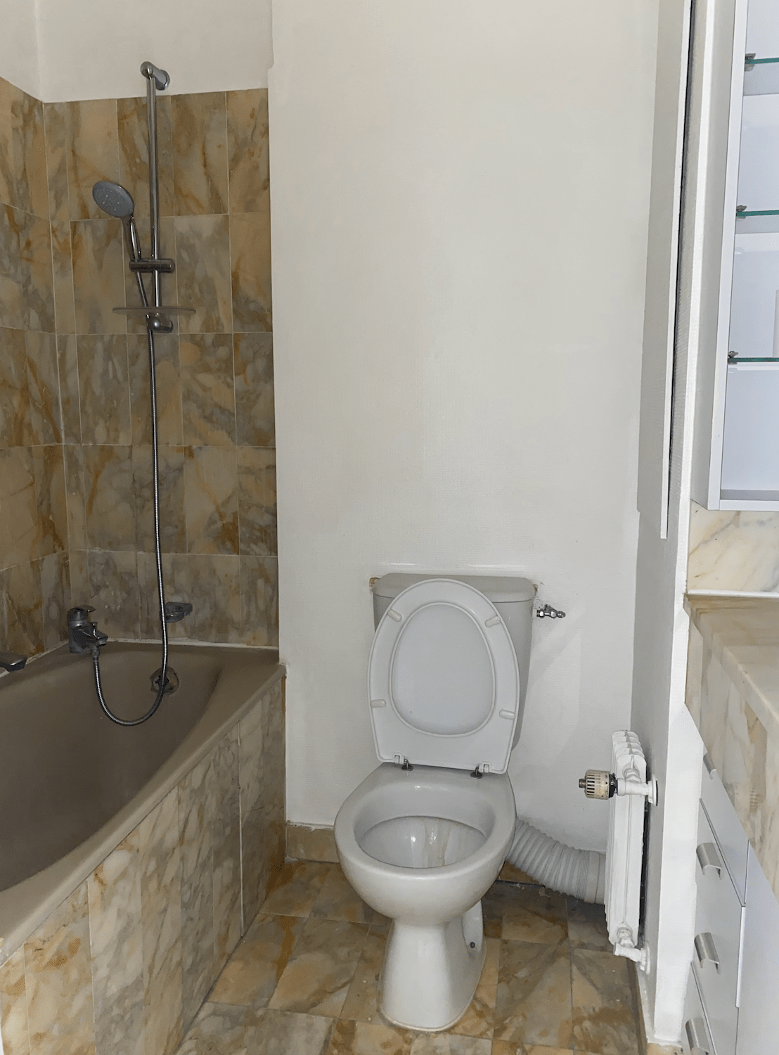 Rénovation d’un studio parisien au Trocadéro par Vila Bahia